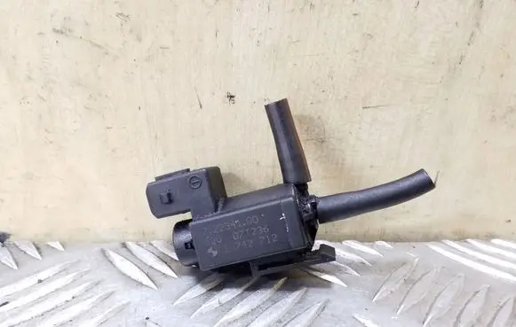 BMW X3 E83 Vacuum valve 72234100 1742712
