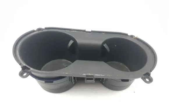 Hyundai Kona I Cup holder front 84670CM501