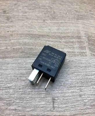Seat Alhambra (Mk1) Other relay 7M0951253C 95VW10K705EA SN7