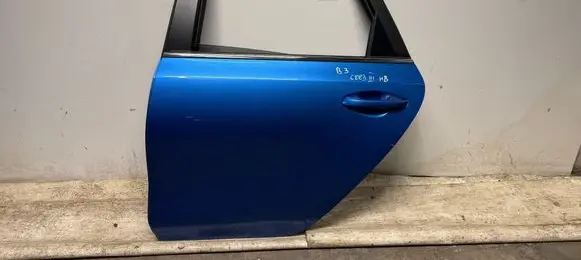 KIA Ceed Rear door 