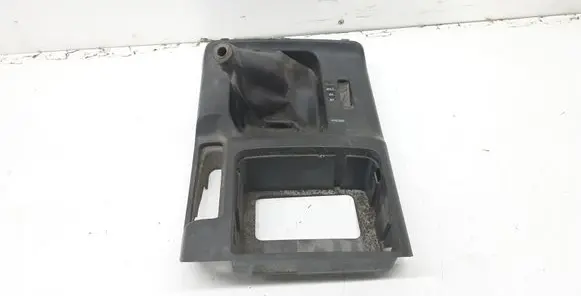 Mitsubishi Pajero Gear shifter surround trim plastic MR410845