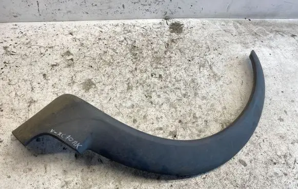 Volvo XC70 Rear fender molding trim 