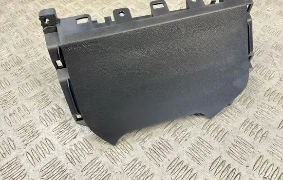 Subaru Outback (BS) Knee airbag