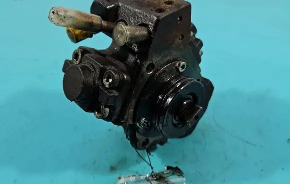 Opel Corsa E Fuel injection high pressure pump IMPRK1557226