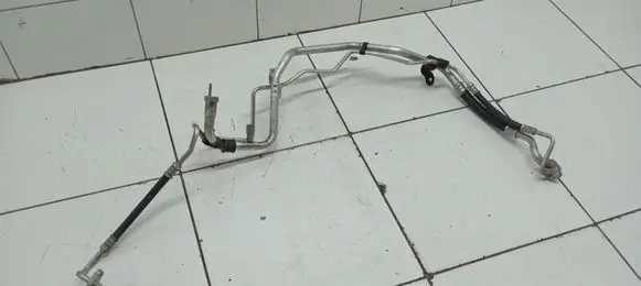 Peugeot 308 Air conditioning (A/C) pipe/hose 9675102080