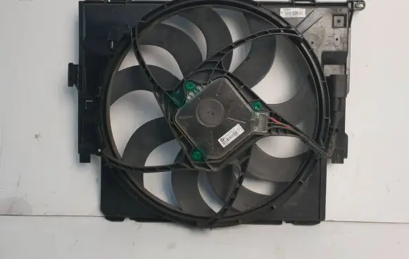 BMW 1 F20 F21 Air conditioning (A/C) fan (condenser) 8641946 0682075903 9450015