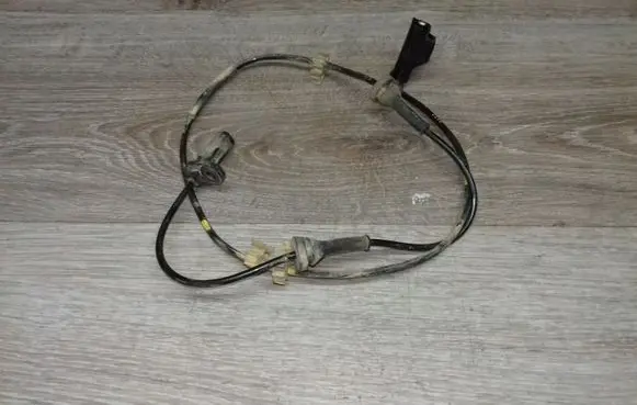 Volvo XC70 ABS brake wheel speed sensor 10071160463 9496961