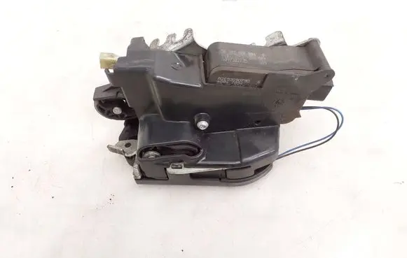 Mercedes-Benz Vito Viano W639 Front door lock A6397202735 A2C53090790