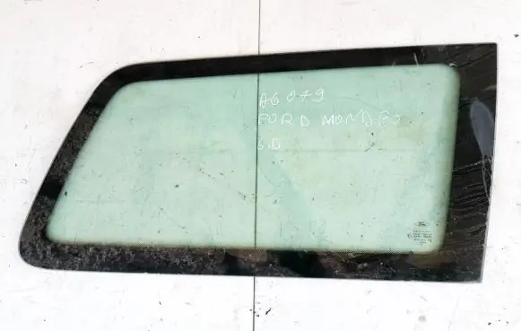 Ford Mondeo Mk III Rear side window