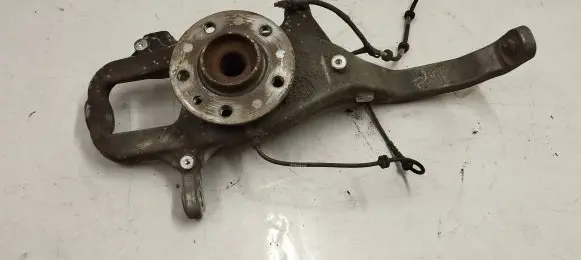 Maserati Ghibli Front wheel hub 670001805