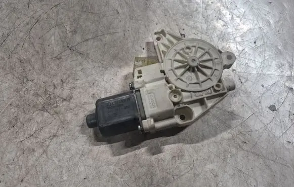Mercedes-Benz R W251 Rear door window regulator motor A2518200208 996149200