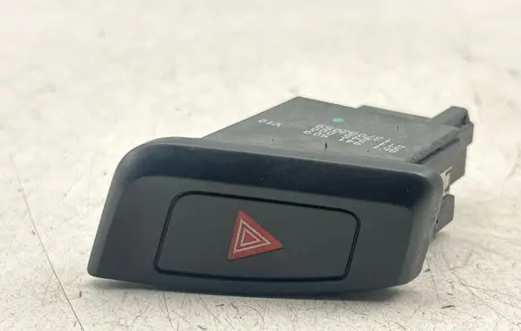 Audi A4 S4 B8 8K Hazard light switch 211245000
