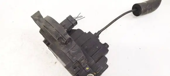 Renault Megane III Front door lock