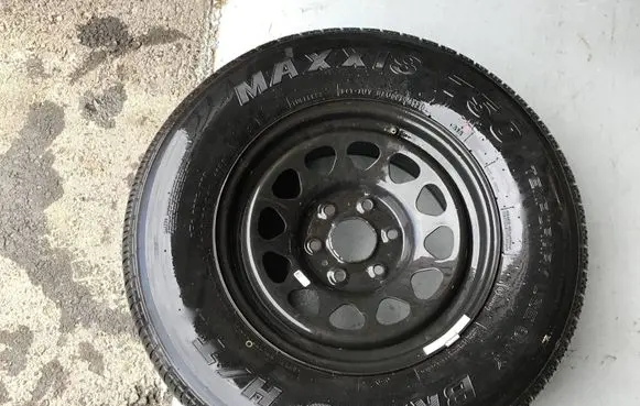 Dodge RAM R17 steel rim 84951648