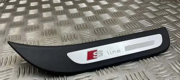 Audi Q5 SQ5 Rear sill trim cover 8R0853376A