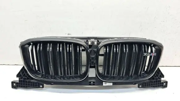 BMW X4M F98 Front bumper upper radiator grill 30739747111