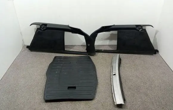 Audi A6 S6 C6 4F Trunk/boot floor carpet liner 