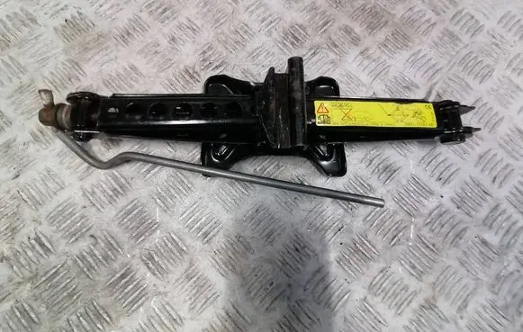 Ford Focus Lift Jack 6M5117080AB