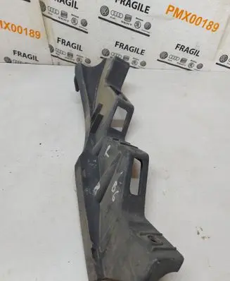 Volkswagen PASSAT B6 Front bumper mounting bracket 3C0807890