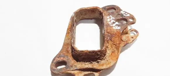 Opel Vectra B Bracket in trunk/boot 