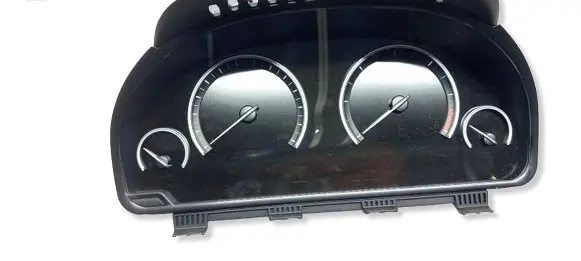 BMW 5 F10 F11 Speedometer (instrument cluster) 9387581
