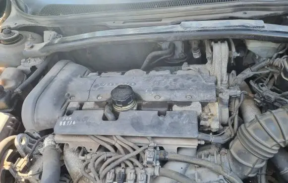 Volvo S60 Engine 881J