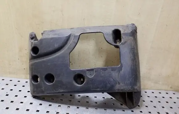 Nissan NV400 Rear bumper mounting bracket 852220001R
