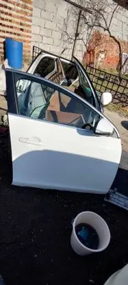 Volvo V60 Front door