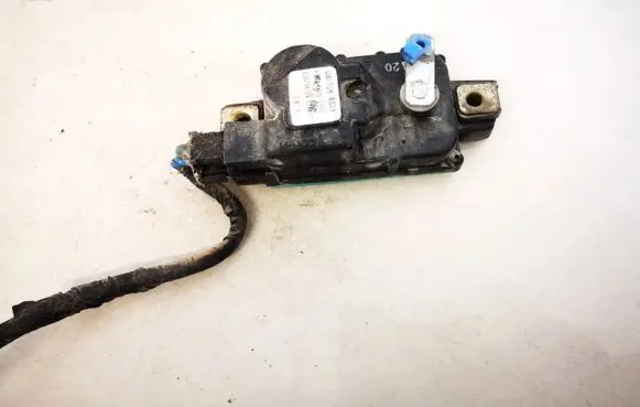 Hyundai Lantra I Central locking motor 9573031910 95730-31910