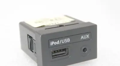 Hyundai i40 USB socket connector 961203Z550
