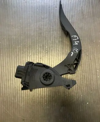 Audi A4 S4 B8 8K Accelerator throttle pedal 8K1721523 6PV00950500 07052008