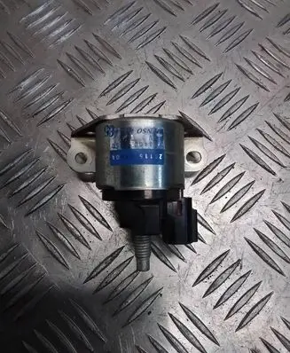Nissan Juke I F15 Ignition relay 251151KB0A