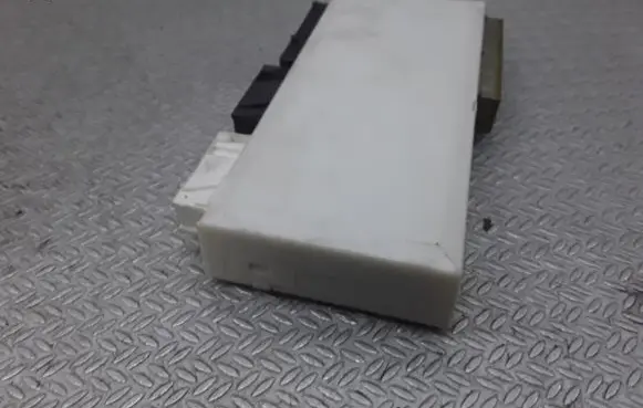BMW 5 E39 Comfort/convenience module 61356901228