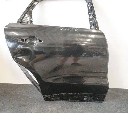 Jaguar F-Pace Rear door T4A1370