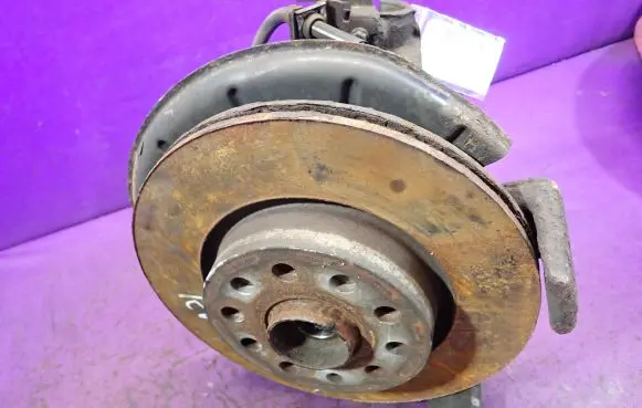 Volkswagen Golf IV Front wheel hub spindle knuckle