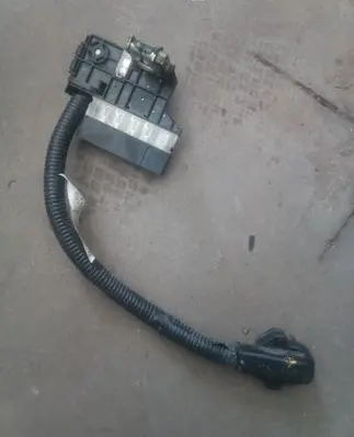 Nissan Leaf I (ZE0) Positive wiring loom 