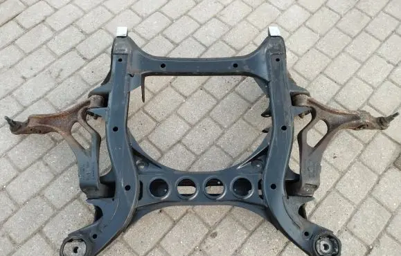 Volkswagen Touareg I Front subframe 7L0407747A 7L0499314A