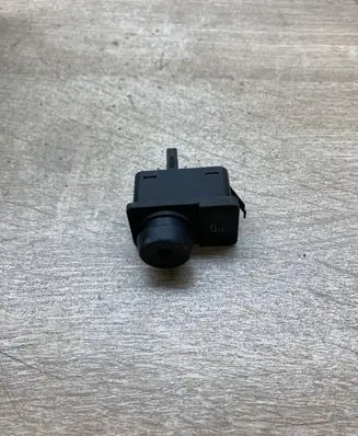 Ford Fiesta Windscreen/window heater switch 89FG18C621BB
