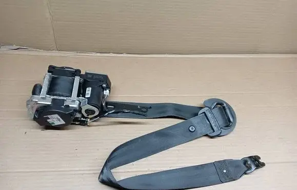 Volkswagen PASSAT B8 Front seatbelt 3G2857706E 009969999