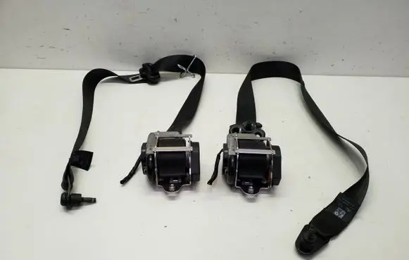 Ford C-MAX II Front seatbelt AM51R61294ABW AM51R61295ABW