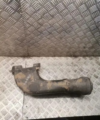 Mitsubishi Pajero Air intake duct part mr404731