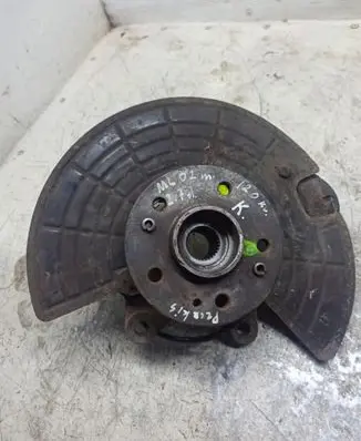 Mercedes-Benz ML W163 Front wheel hub