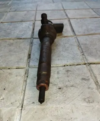 BMW X1 E84 Fuel injector 0445110601 779844606