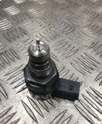 Fuel pressure sensor