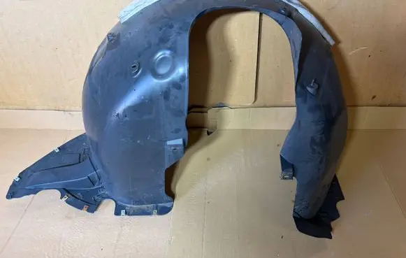 Skoda Superb B8 (3V) Front wheel arch liner splash guards 3V0809958