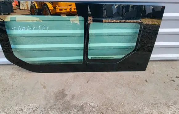 Renault Trafic III (X82) Rear door window glass 43R000470