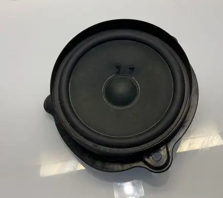Mercedes-Benz CLS C219 Rear door speaker A2198200402 2198200402