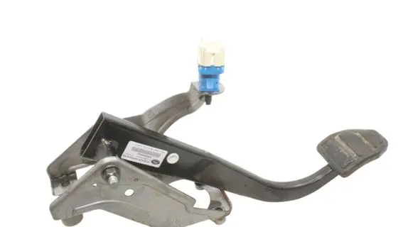 Land Rover Discovery 3 - LR3 Brake pedal SKB000421