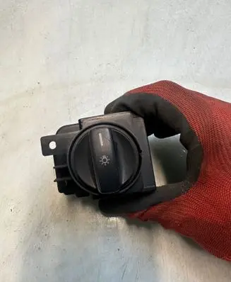 Mercedes-Benz B W245 Light switch 1695453104