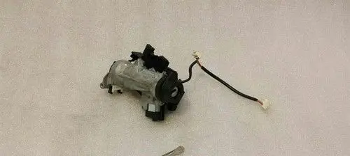 Volkswagen Golf VII Steering wheel lock 5Q0905865